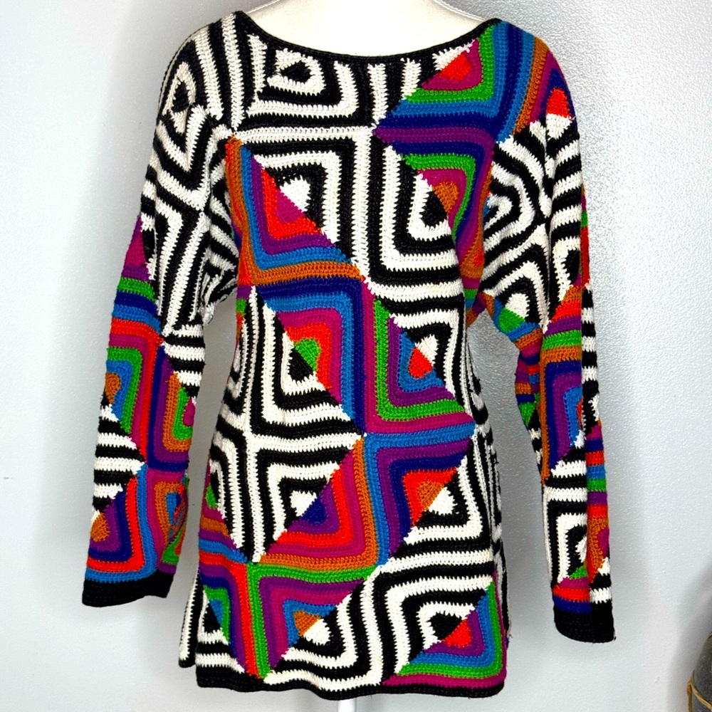 Vintage Jennifer Reed hand-knit oversized tunic sweater. 
~3/4 length sleeves